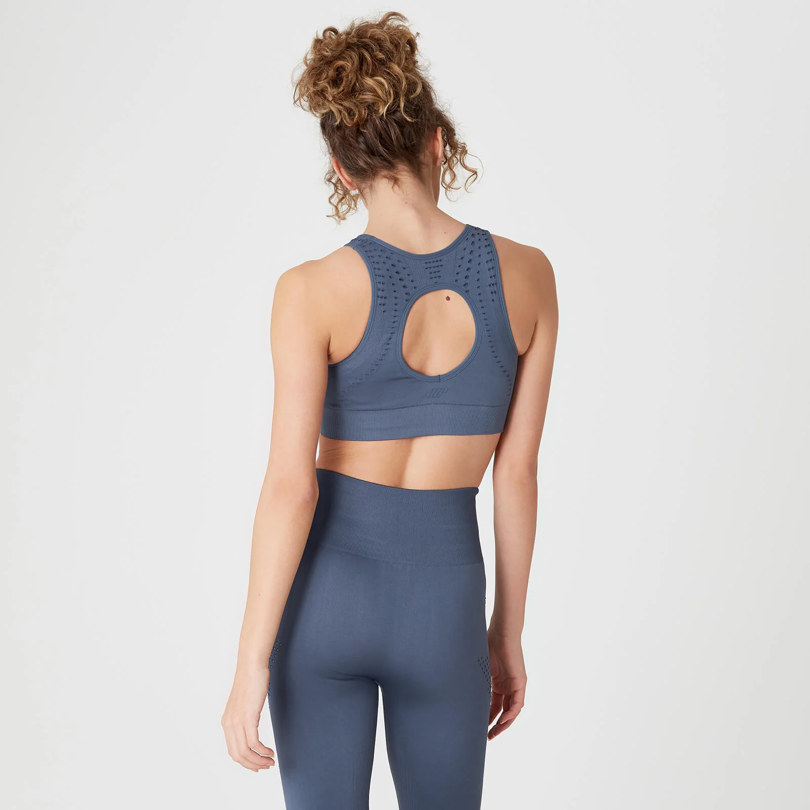 Shape Seamless Ultra Sports Bra – Dark Indigo - XS Image 1