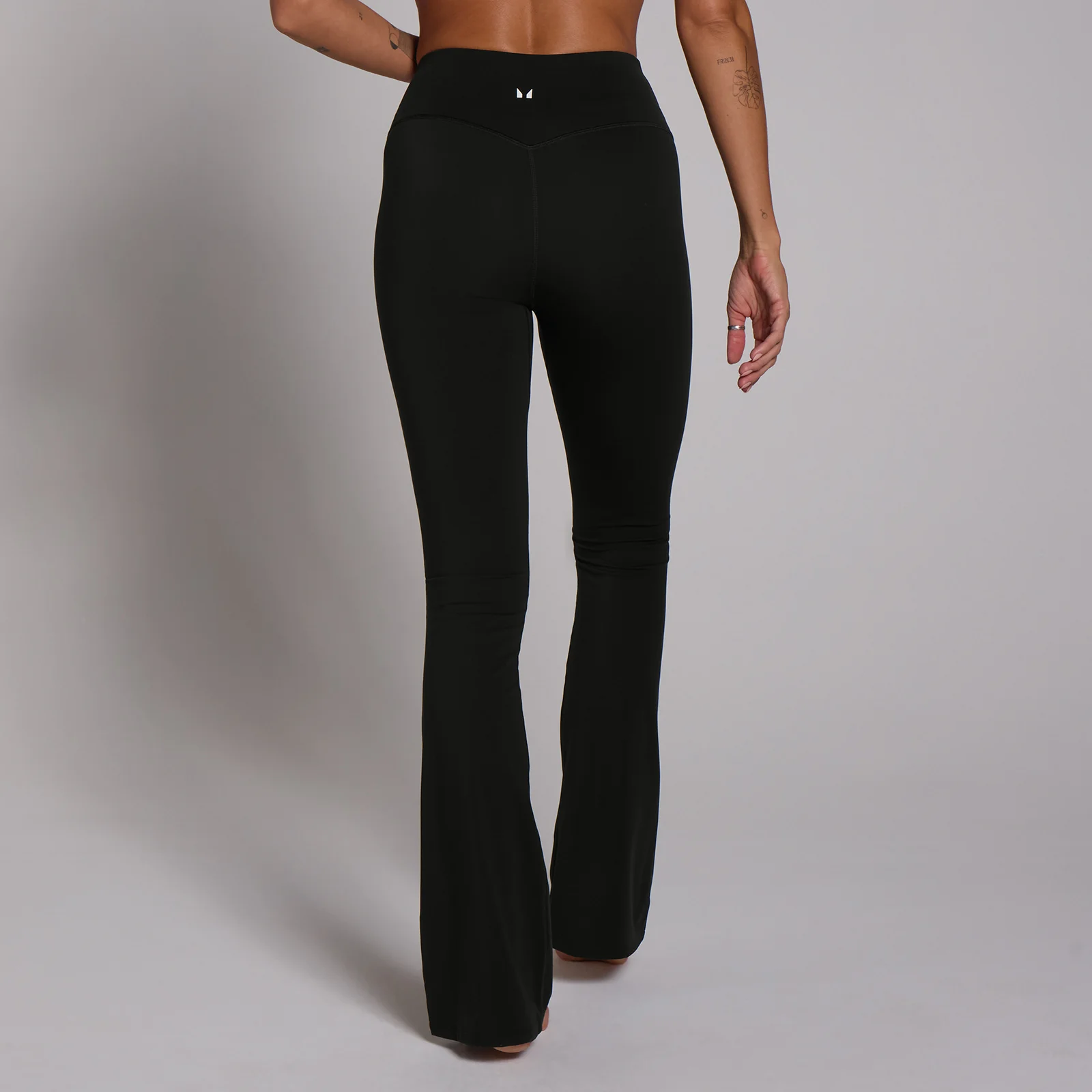 MP Women's Tempo Tall Flared Leggings - Black - XL Image 1