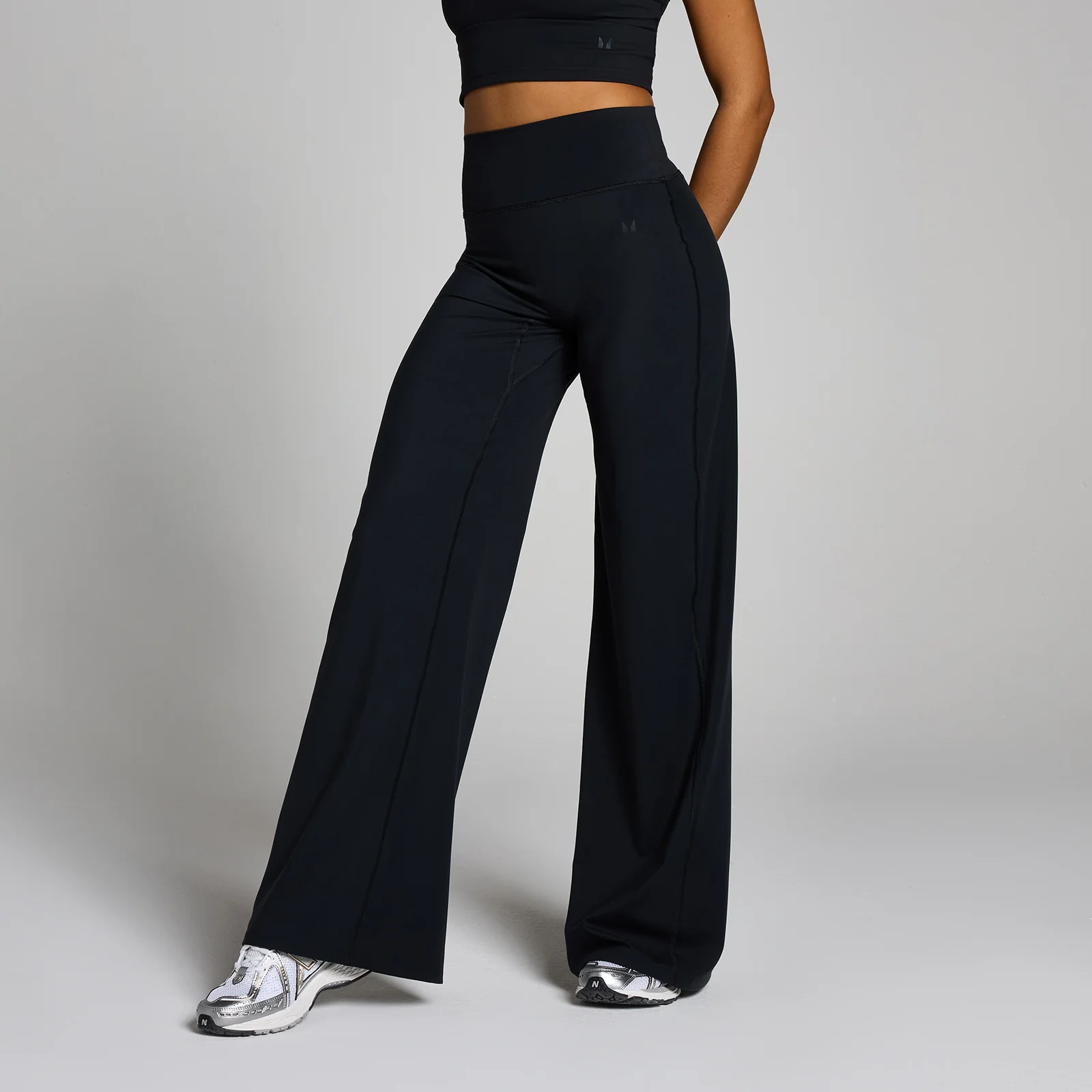 MP Women's Tall Tempo Wide Leg Leggings - Black - L Image 1